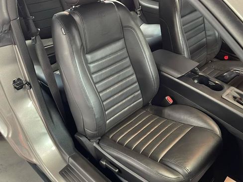 Used 2008 Ford Mustang Shelby GT500 RWD image 40