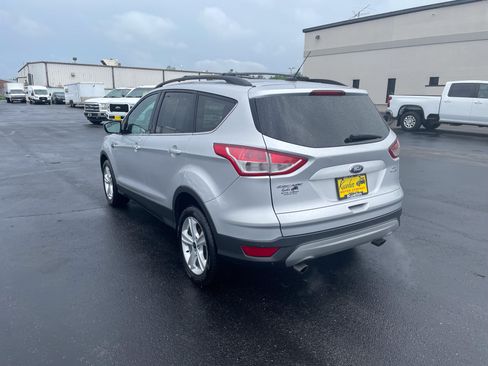 Used 2015 Ford Escape SE AWD/4WD image 6