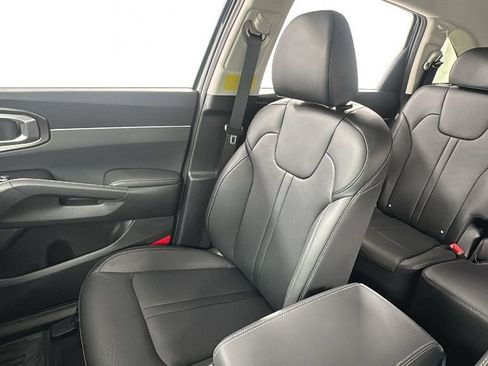 New 2026 Kia Sorento EX image 13