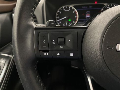 Used 2023 Nissan Rogue SV w/ SV Premium B Package AWD/4WD image 17
