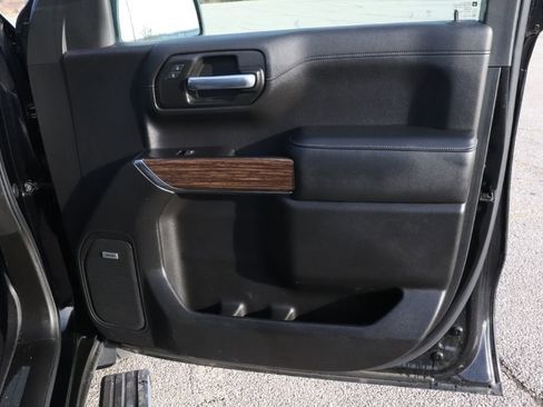 Used 2020 Chevrolet Silverado 1500 High Country w/ Technology Package image 25