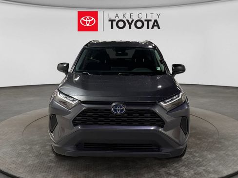 Used 2024 Toyota RAV4 LE AWD/4WD image 14