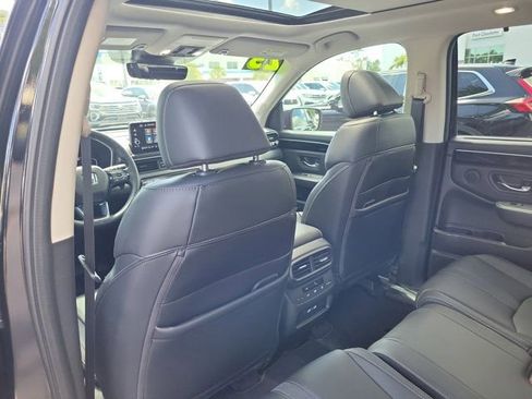 Certified 2023 Honda Pilot Touring image 15