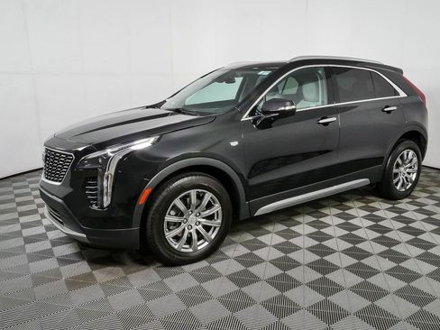 Certified 2023 Cadillac XT4 Premium Luxury w/ Cold Weather Package AWD/4WD image 28
