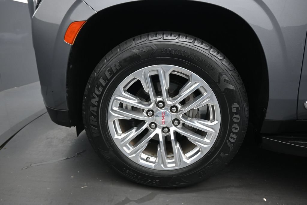 Used 2021 GMC Yukon XL SLT w/ SLT Premium Package AWD/4WD image 74