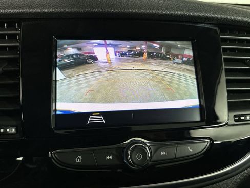 Used 2022 Buick Encore Preferred w/ Safety Package AWD/4WD image 18
