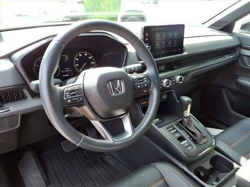 Used 2025 Honda CR-V Sport-L image 13