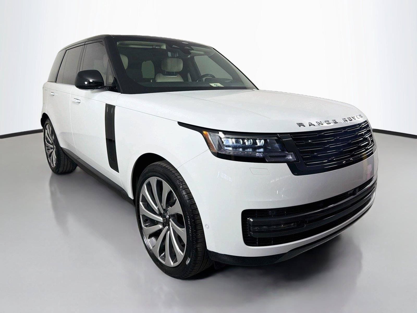New 2027 Land Rover Range Rover Autobiography AWD/4WD image 3