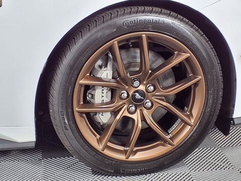 Used 2025 Ford Mustang GT Premium RWD image 30