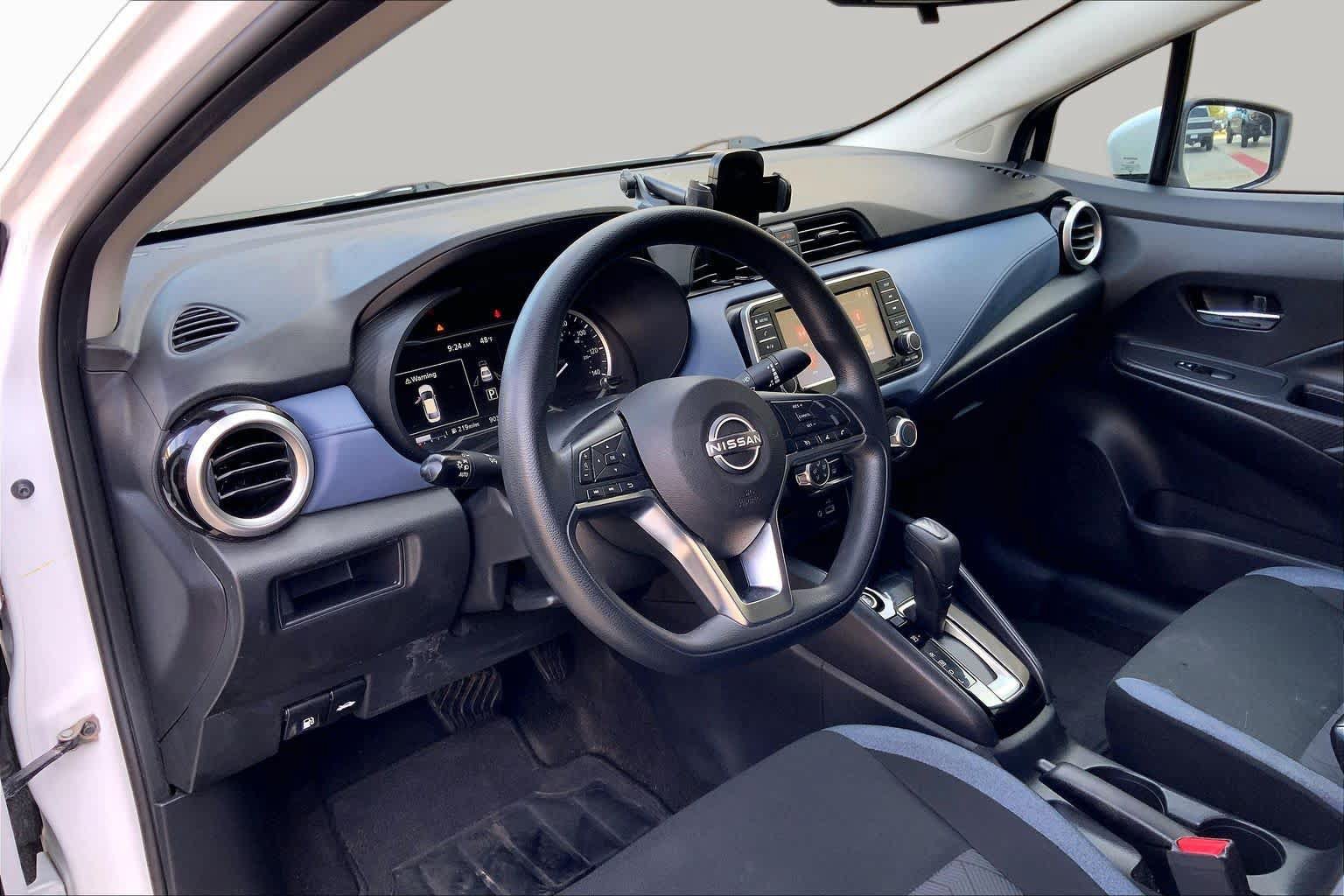 Used 2024 Nissan Versa SV FWD image 18