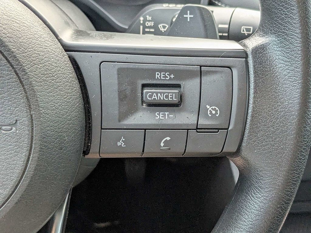 Used 2023 Nissan Rogue S FWD image 28