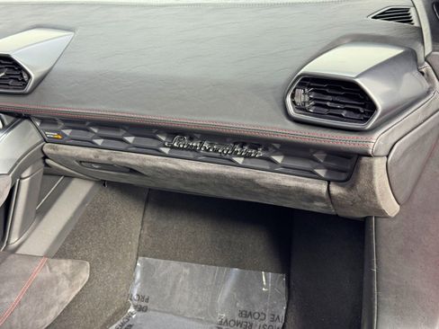 Used 2015 Lamborghini Huracan LP 610-4 image 28