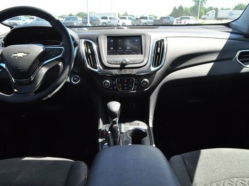 Used 2024 Chevrolet Equinox LT w/ LPO, Floor Liner Package FWD image 17