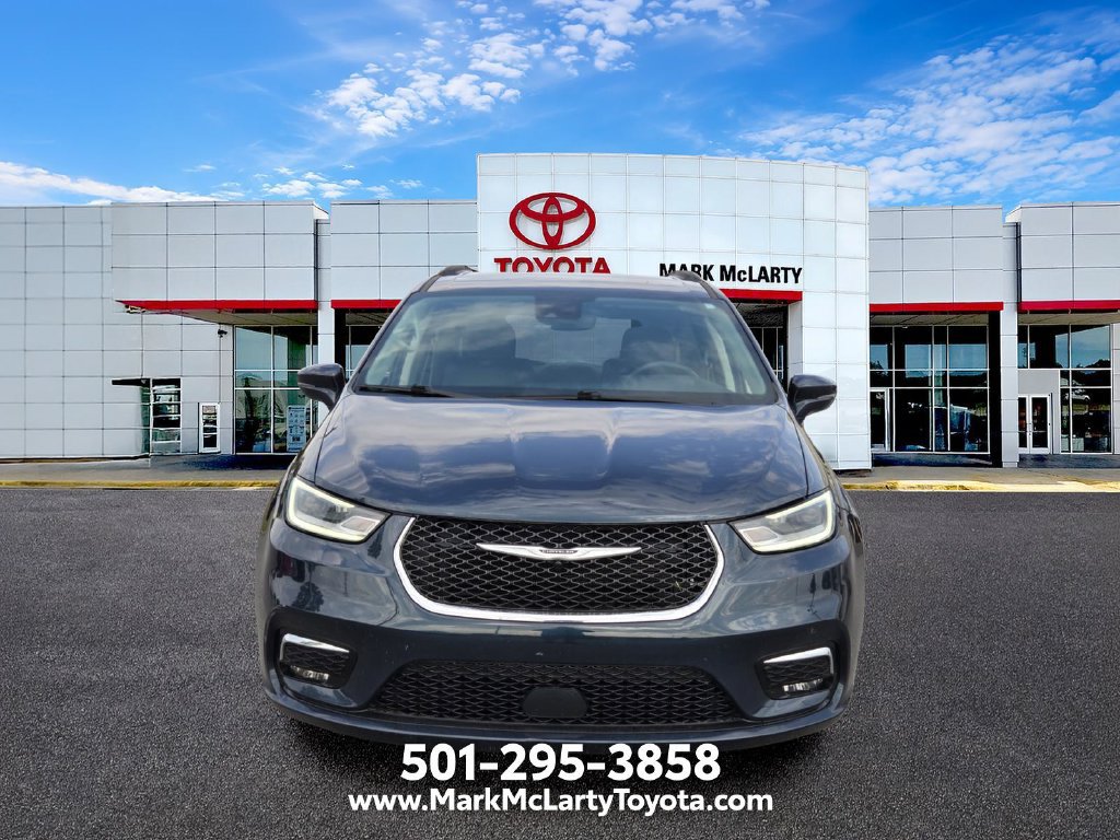 Used 2022 Chrysler Pacifica Touring-L FWD image 8