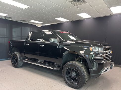 Used 2022 Chevrolet Silverado 1500 High Country AWD/4WD image 1