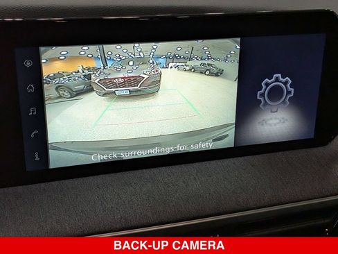 Certified 2025 Nissan Kicks SV w/ SV Premium Package AWD/4WD image 25
