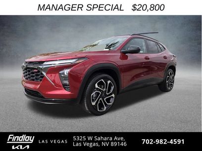 Used 2025 Chevrolet Trax RS w/ Sunroof Package