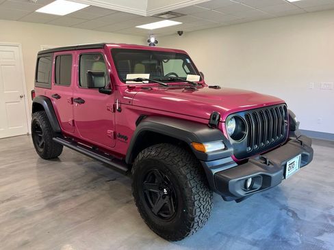 Used 2022 Jeep Wrangler Unlimited Sport AWD/4WD image 1