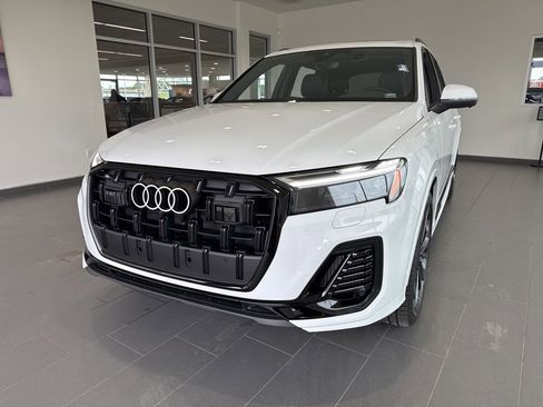 Used 2026 Audi Q7 3.0T Premium Plus AWD/4WD image 3