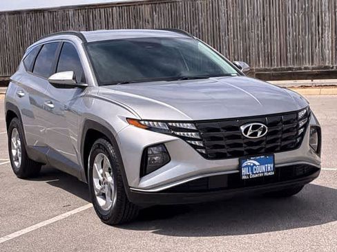 Used 2022 Hyundai Tucson SEL FWD image 8