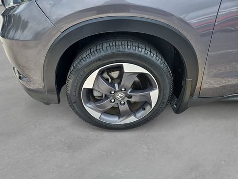 Used 2018 Honda HR-V EX-L image 10