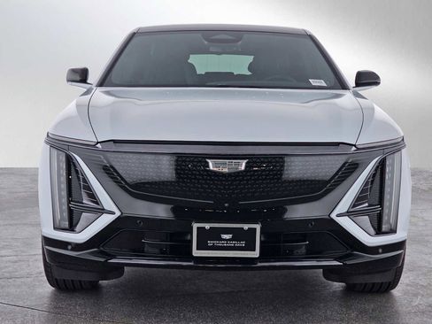 New 2026 Cadillac Lyriq Sport image 8