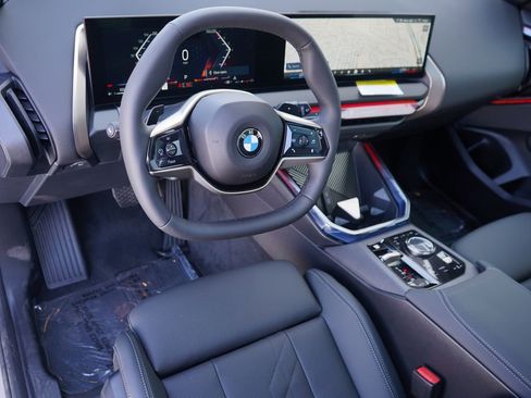 Used 2025 BMW X3 xDrive30i w/ Premium Package image 13