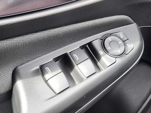 New 2026 Buick Envista Sport Touring FWD image 7
