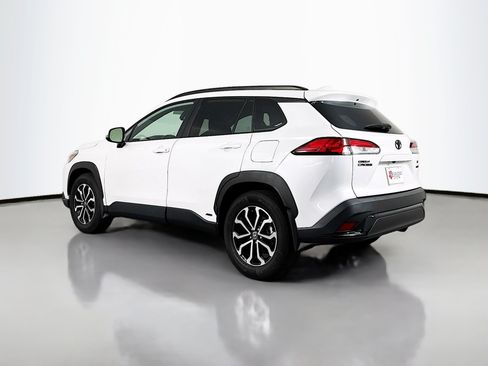 Used 2023 Toyota Corolla Cross AWD Hybrid image 5