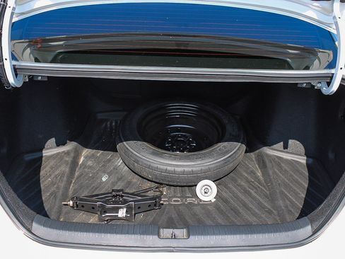 Used 2024 Honda Accord EX image 25