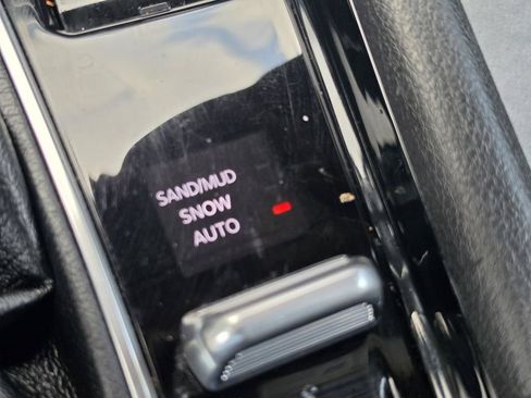 Used 2024 Jeep Compass Limited AWD/4WD image 23