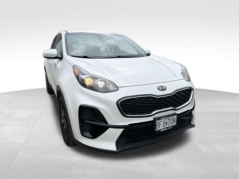 Used 2022 Kia Sportage LX FWD image 2