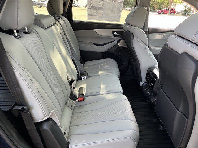 Used 2026 Acura MDX w/ Technology Package FWD image 32