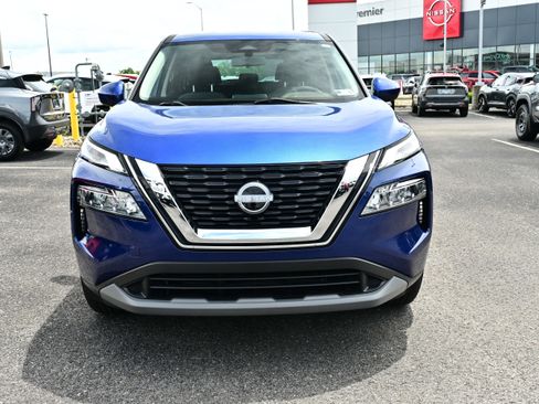 Certified 2023 Nissan Rogue SV AWD/4WD image 3