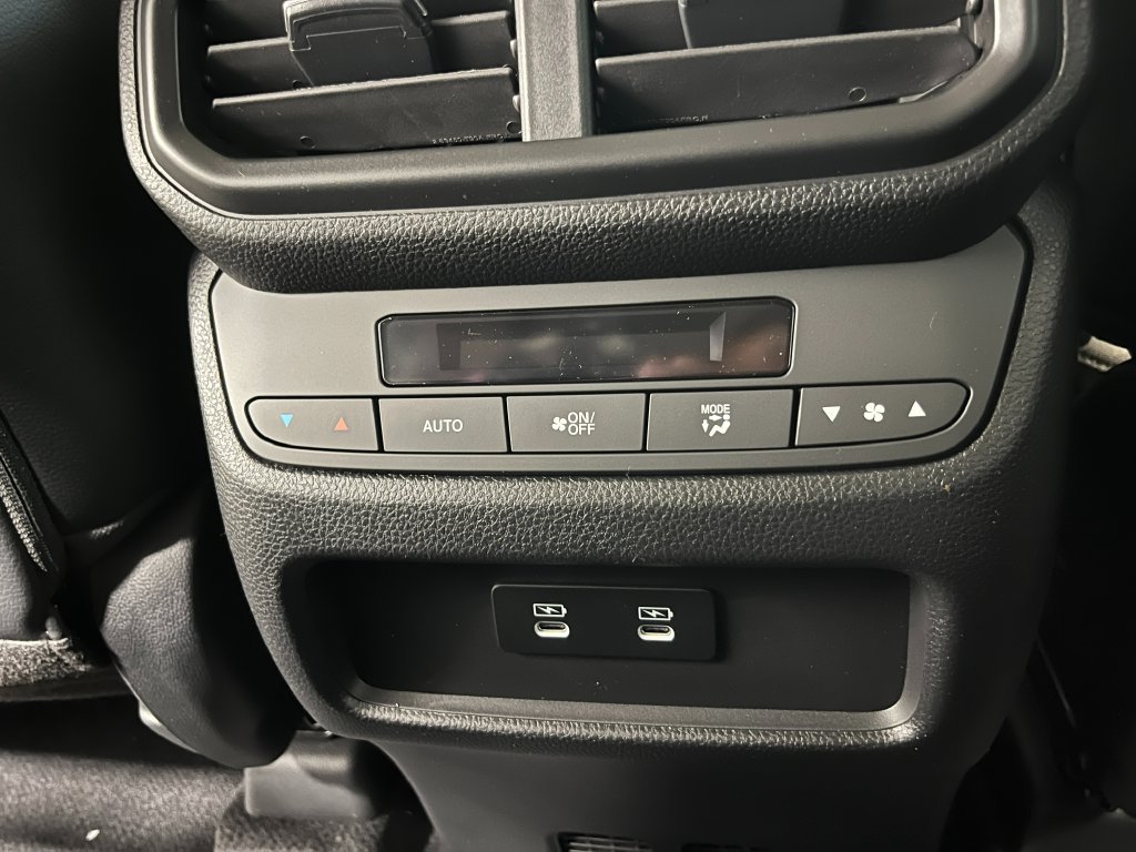 New 2026 Honda Pilot Touring image 24