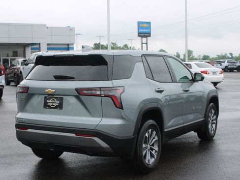 New 2026 Chevrolet Equinox LT FWD image 9