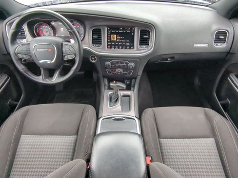 Used 2020 Dodge Charger SXT w/ Cold Weather Package image 18