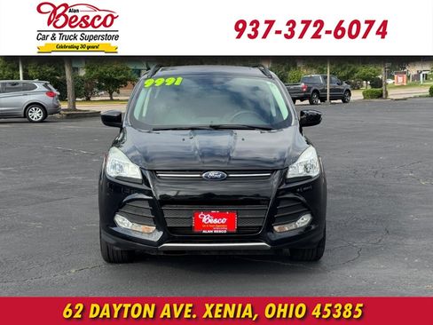 Used 2016 Ford Escape SE w/ Equipment Group 201A AWD/4WD image 2