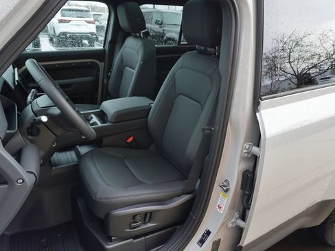 Used 2026 Land Rover Defender 110 S AWD/4WD image 13