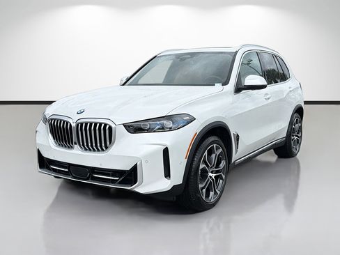 New 2026 BMW X5 xDrive40i w/ Premium Package AWD/4WD image 7