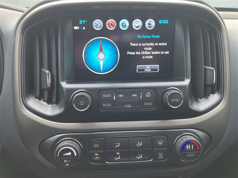 Used 2018 Chevrolet Colorado Z71 image 23