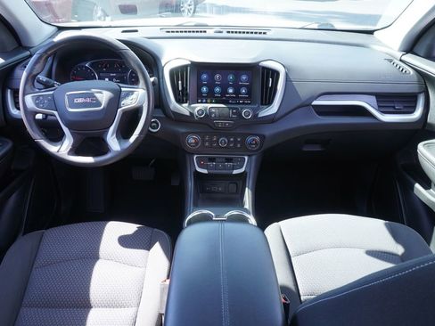 Certified 2022 GMC Terrain SLE w/ Driver Convenience Package image 11