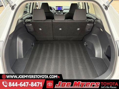 Used 2024 Toyota RAV4 LE image 28