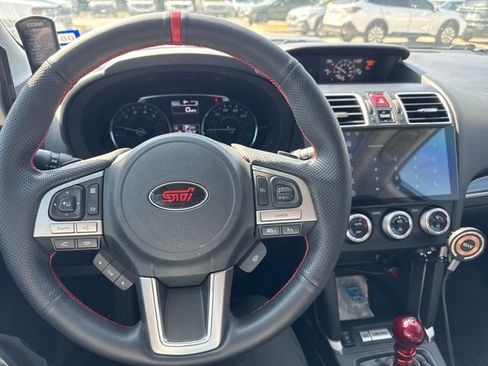 Used 2017 Subaru Forester 2.0XT Touring w/ Popular Package #2 image 9