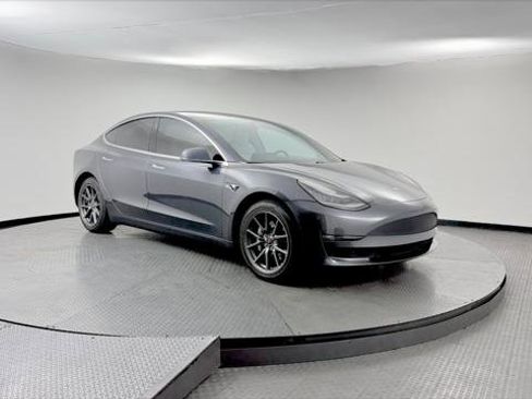 Used 2019 Tesla Model 3 Long Range AWD/4WD image 9