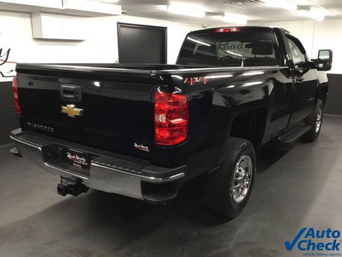 Used 2019 Chevrolet Silverado 2500 W/T w/ WT Convenience Package AWD/4WD image 11