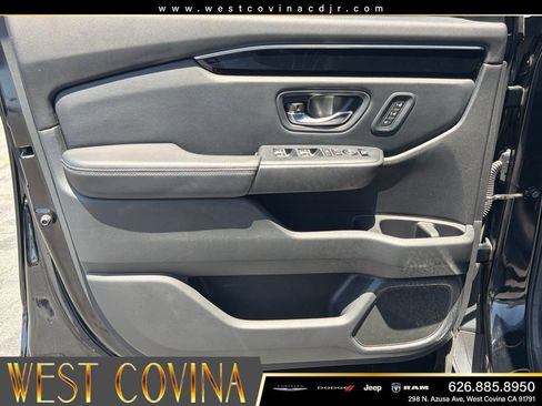 Used 2023 Honda Pilot Touring image 20