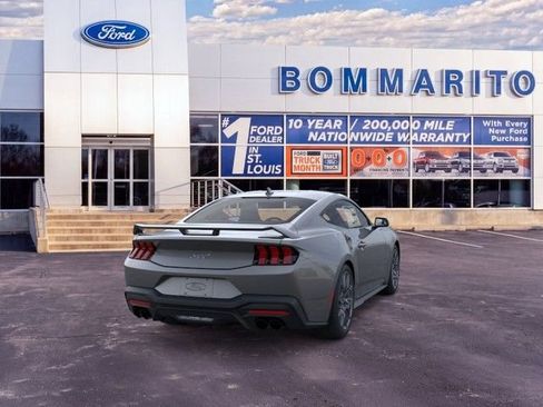 New 2026 Ford Mustang GT Premium w/ GT Performance Package RWD image 8