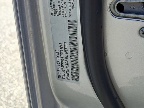 New 2026 RAM 3500 Big Horn AWD/4WD image 17