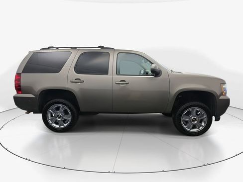 Used 2012 Chevrolet Tahoe LT image 11